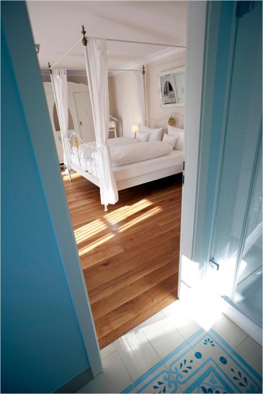 Landhaus Marinella Hotel Garni Bad Wiessee Room photo